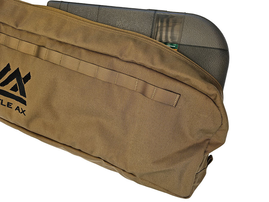 A2 Arrow Box Bag, zipper detail